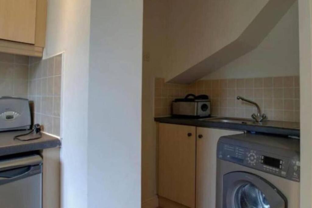 Luxury 4 Bedroom House Manchester Buitenkant foto